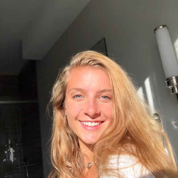 Meet your Posher, Meghan - Picture 1 of 1